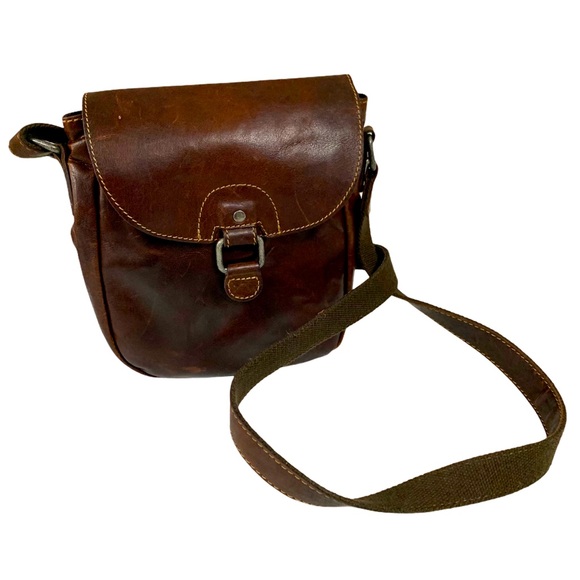Jack Georges Handbags - JACK GEORGES Voyager Buffalo Leather Saddle Bag
